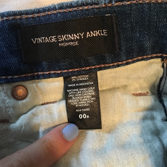 Express Jeans - Picture 3 of 3